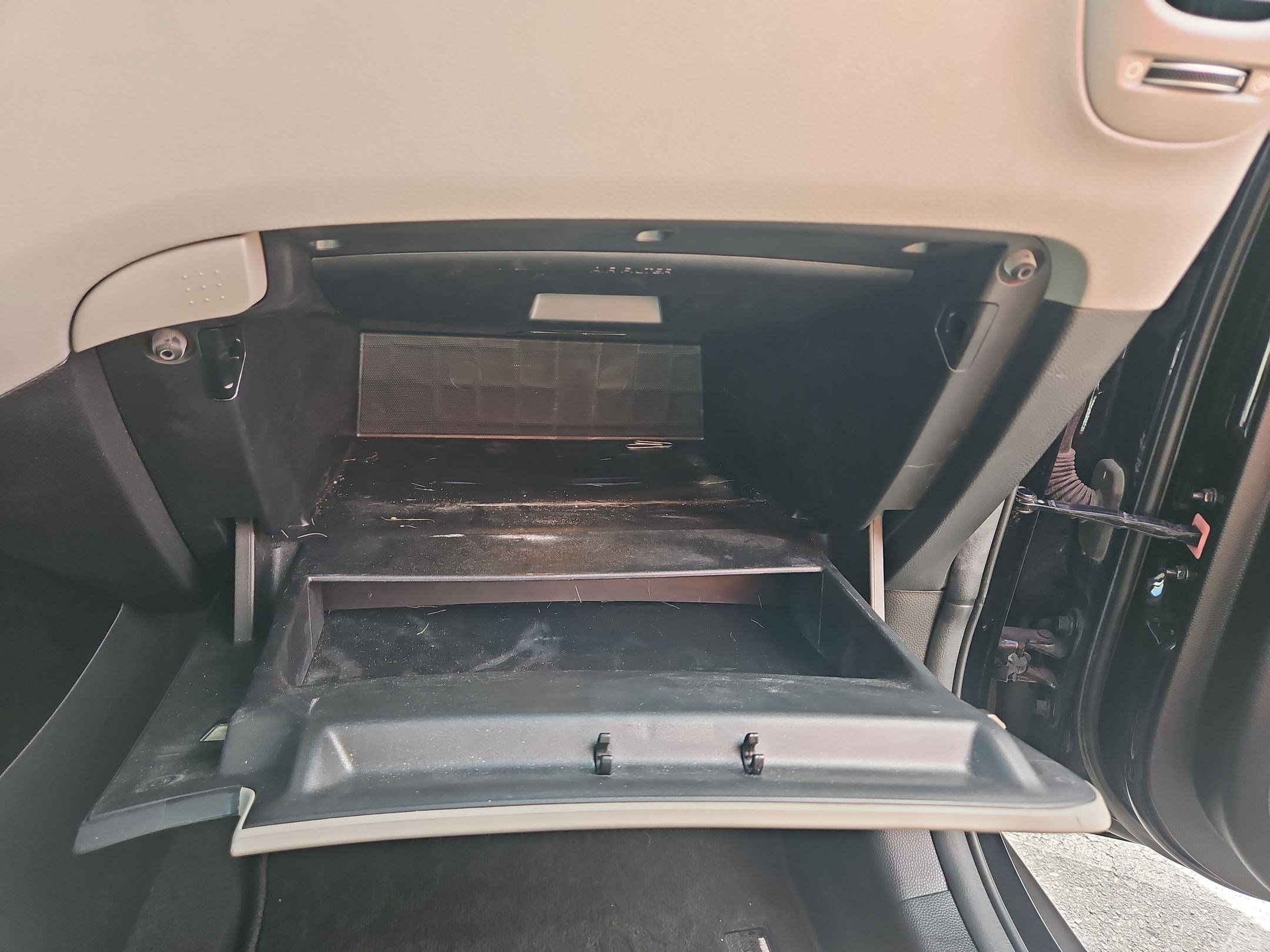 Used 2018 Kia Soul + w/ + Primo LIT Package FWD image 31