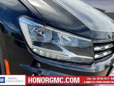 Used 2020 Volkswagen Tiguan SEL AWD/4WD image 31