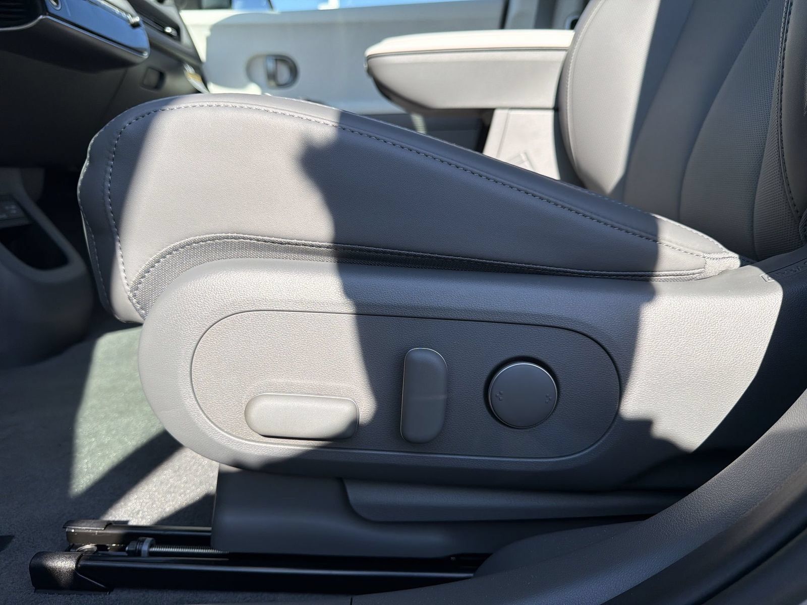 New 2026 Hyundai Ioniq 5 SEL AWD/4WD image 12