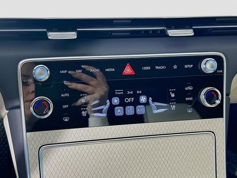 New 2026 Genesis GV80 3.5T Prestige image 14