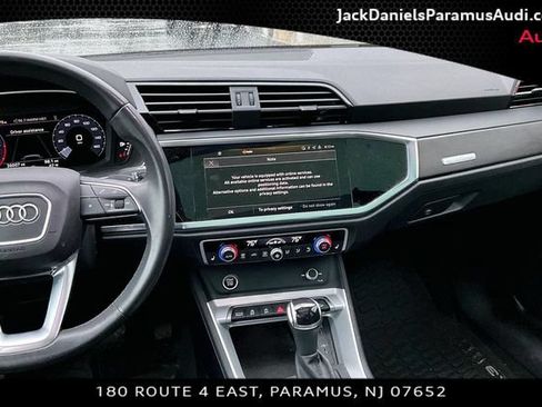 Used 2023 Audi Q3 2.0T Premium w/ Convenience Package AWD/4WD image 6