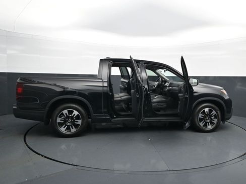 Used 2020 Honda Ridgeline RTL image 32