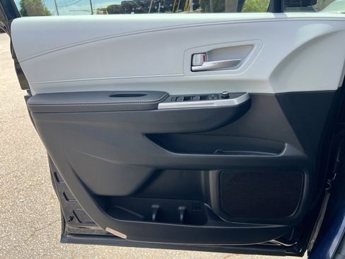 Certified 2026 Toyota Sienna XSE image 12