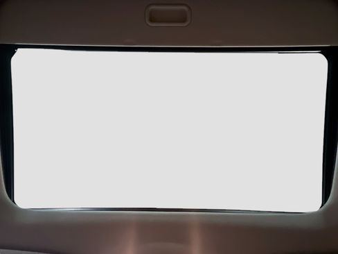 Used 2018 Dodge Durango GT w/ Technology Group RWD image 17