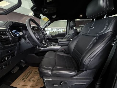 Used 2025 Ford F150 Platinum w/ FX4 Off-Road Package image 26