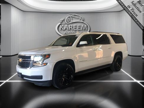 Used 2019 Chevrolet Suburban LT RWD image 1