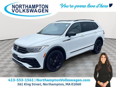 Used 2022 Volkswagen Tiguan SE R-Line