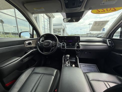 Used 2022 Kia Sorento S w/ Panoramic Sunroof Package AWD/4WD image 25