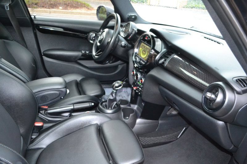 Used 2018 MINI Cooper S FWD image 23
