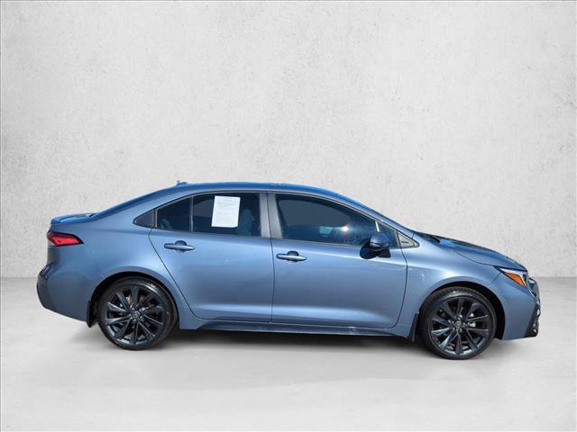 Certified 2025 Toyota Corolla SE FWD image 4