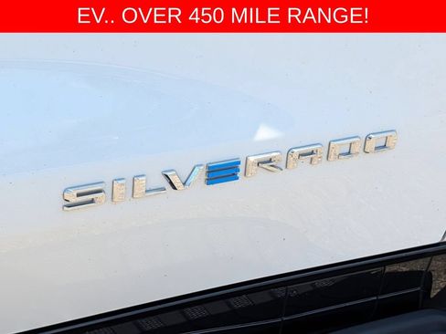 Used 2025 Chevrolet Silverado EV RST AWD/4WD image 16