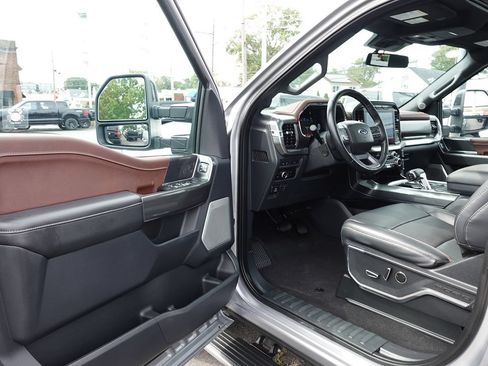 Used 2023 Ford F150 Lariat w/ Equipment Group 502A High AWD/4WD image 18