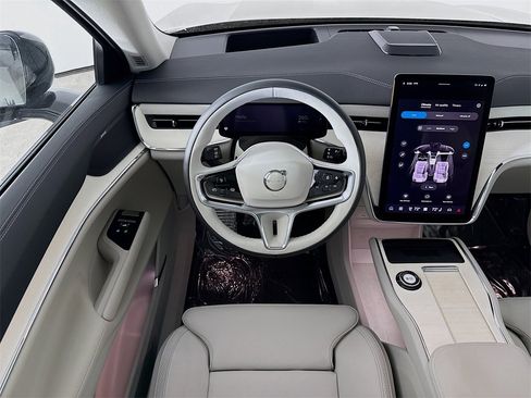 New 2025 Volvo EX90 Ultra w/ Protection Package Premier image 23