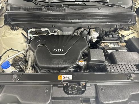 Used 2012 Kia Soul FWD image 24