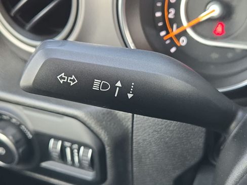 Used 2021 Jeep Wrangler Unlimited Sport AWD/4WD image 26