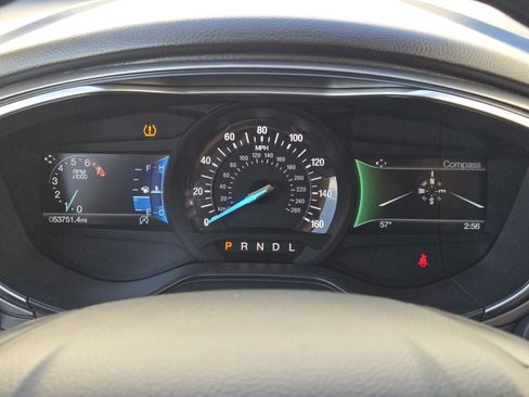 Used 2020 Ford Fusion SE image 19