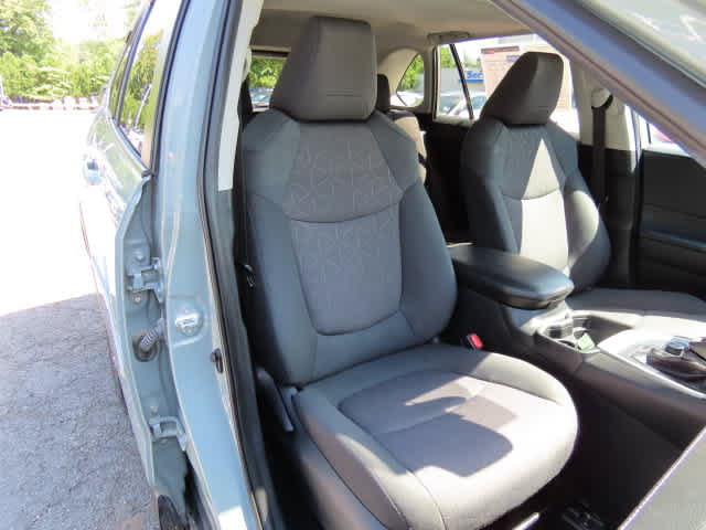 Used 2019 Toyota RAV4 XLE w/ Convenience Package AWD/4WD image 17