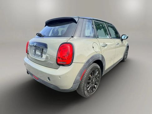 Used 2019 MINI Cooper 4-Door Hardtop FWD image 7