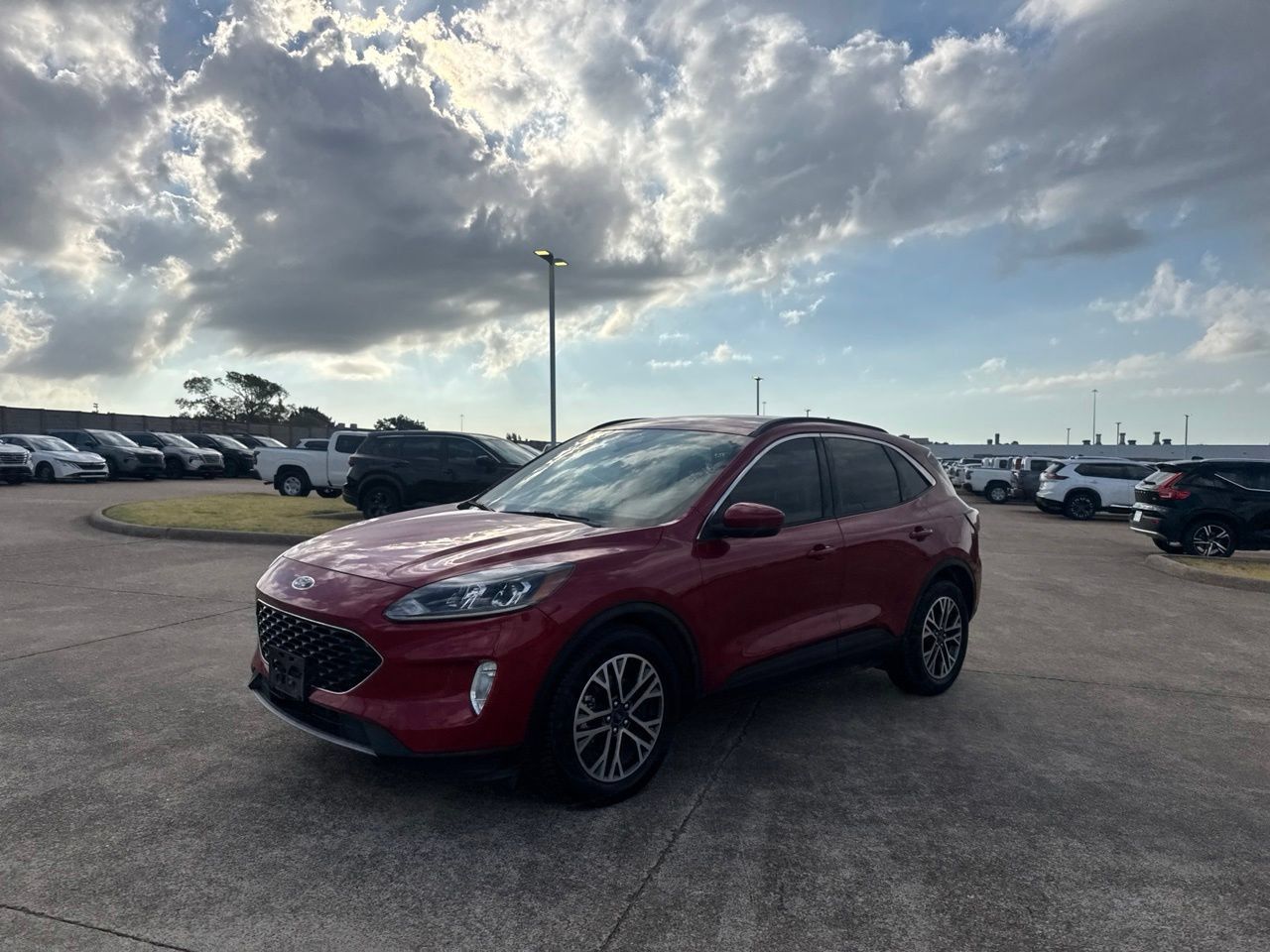 Used 2020 Ford Escape SEL FWD image 10
