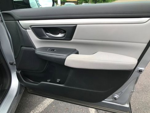 Used 2017 Honda CR-V LX image 30
