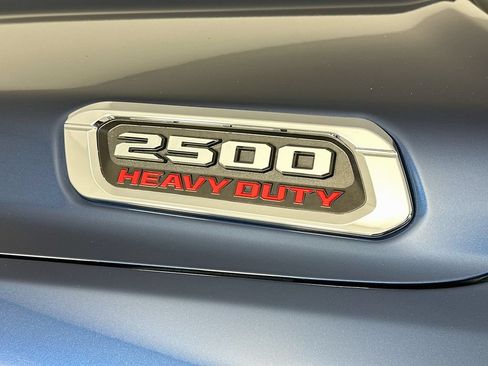 Used 2022 RAM 2500 Limited AWD/4WD image 28