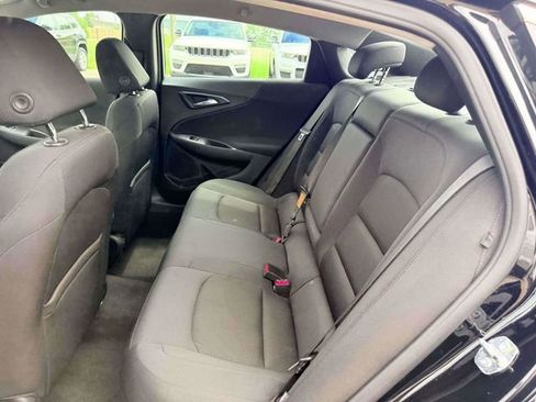 Used 2022 Chevrolet Malibu LT FWD image 12