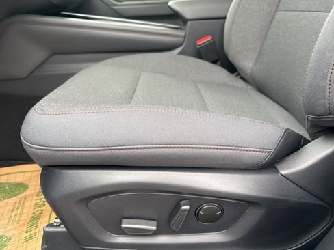 New 2026 Ford Explorer Active image 17