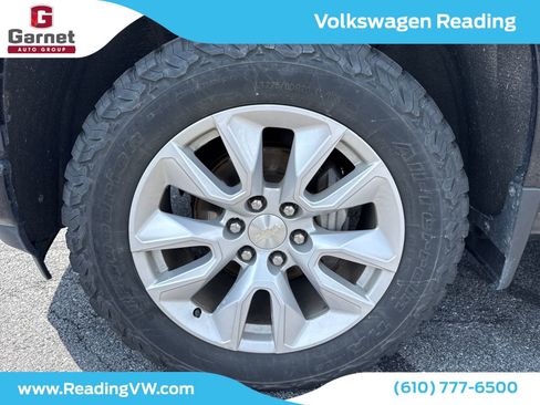 Used 2020 Chevrolet Silverado 1500 Custom w/ Custom Value Package AWD/4WD image 10