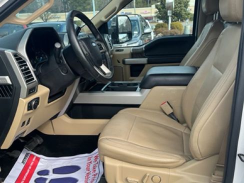 Used 2017 Ford F350 Lariat w/ Lariat Ultimate Package image 12