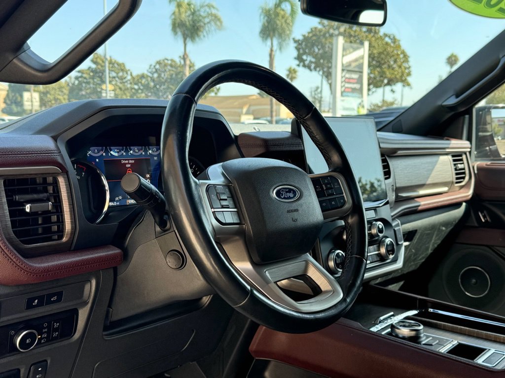 Used 2023 Ford Expedition Max Limited RWD image 10