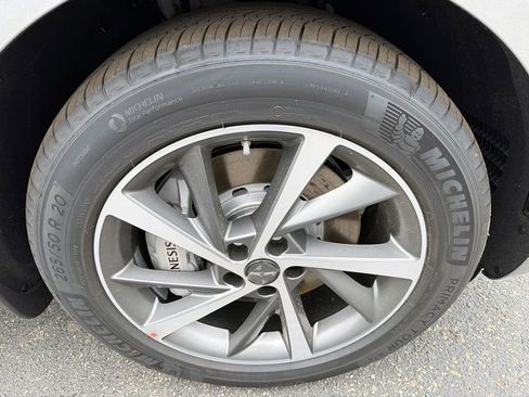 New 2026 Genesis GV80 2.5T Select image 12