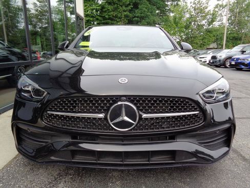 Used 2023 Mercedes-Benz C 300 4MATIC Sedan image 2