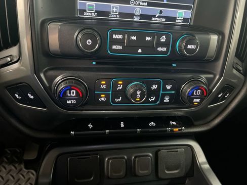 Used 2018 Chevrolet Silverado 1500 LT w/ All Star Edition RWD image 17
