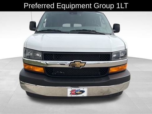 Used 2025 Chevrolet Express 3500 LT w/ LT Preferred Equipment Group image 2