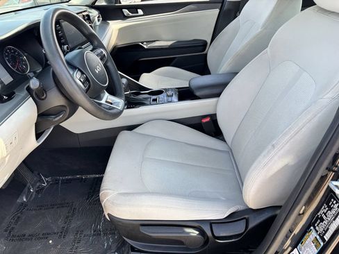 Used 2022 Kia K5 LXS FWD image 17