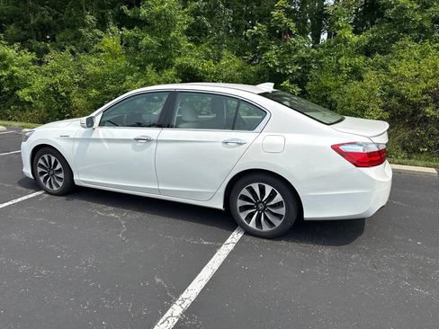 Used 2014 Honda Accord Touring image 8