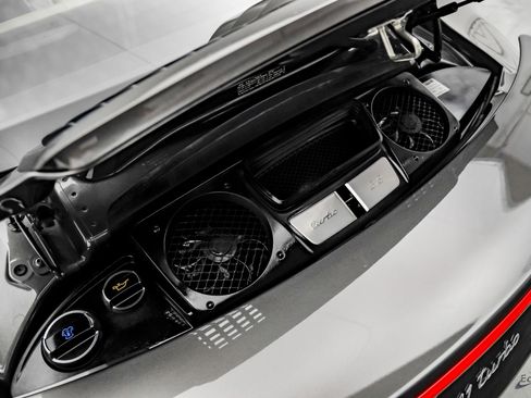 Used 2017 Porsche 911 Turbo image 98