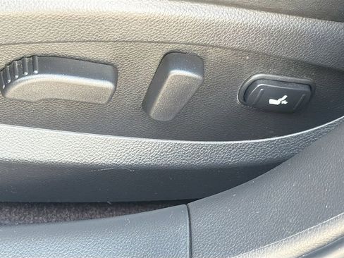 Used 2017 INFINITI QX50 Base w/ Deluxe Touring Package image 25