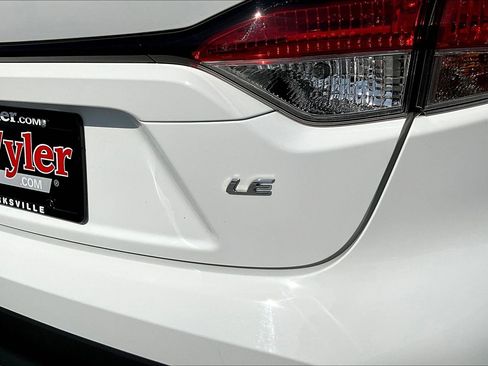 Used 2024 Toyota Corolla LE image 24