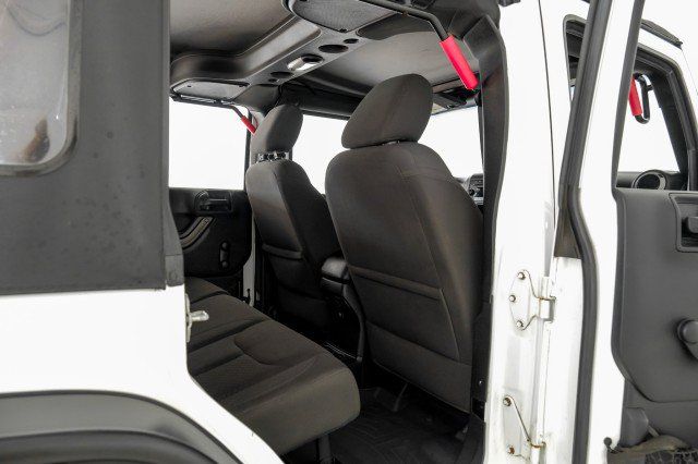 Used 2017 Jeep Wrangler Unlimited Sport AWD/4WD image 34