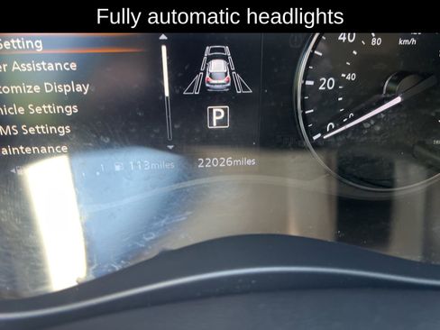 Used 2023 Nissan Kicks SR w/ Exterior Package FWD image 12