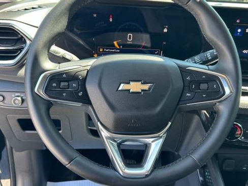 Certified 2024 Chevrolet TrailBlazer LT w/ LT Cold Weather Package AWD/4WD image 21