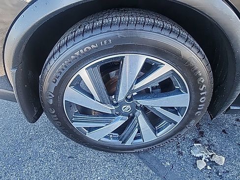 Used 2018 Nissan Murano Platinum image 11