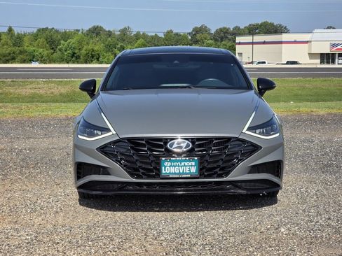 Used 2023 Hyundai Sonata SEL Plus FWD image 2