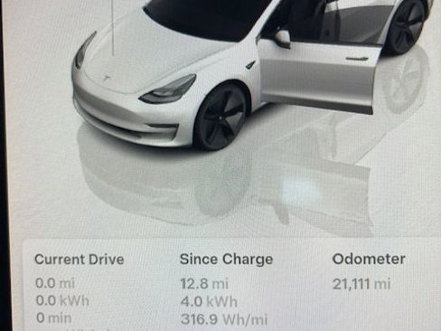 Used 2023 Tesla Model 3 Standard Range image 44