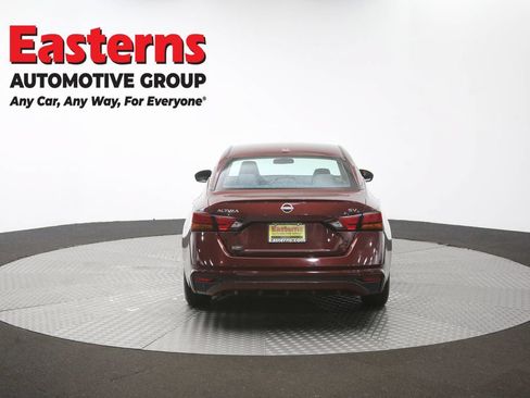 Used 2024 Nissan Altima 2.5 SV FWD image 26