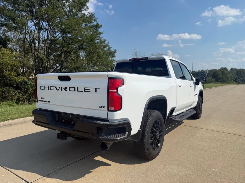 Used 2025 Chevrolet Silverado 2500 LTZ w/ Trail Boss Package AWD/4WD image 3