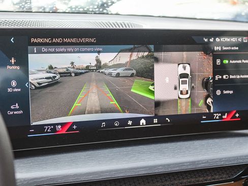 New 2026 BMW 330i Sedan w/ Premium Package image 33