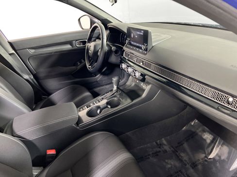 Used 2023 Honda Civic Sport image 26