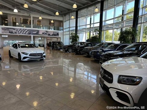 Certified 2023 Mercedes-Benz GLS 450 GLS 450 4D Sport Utility 4MATI image 40